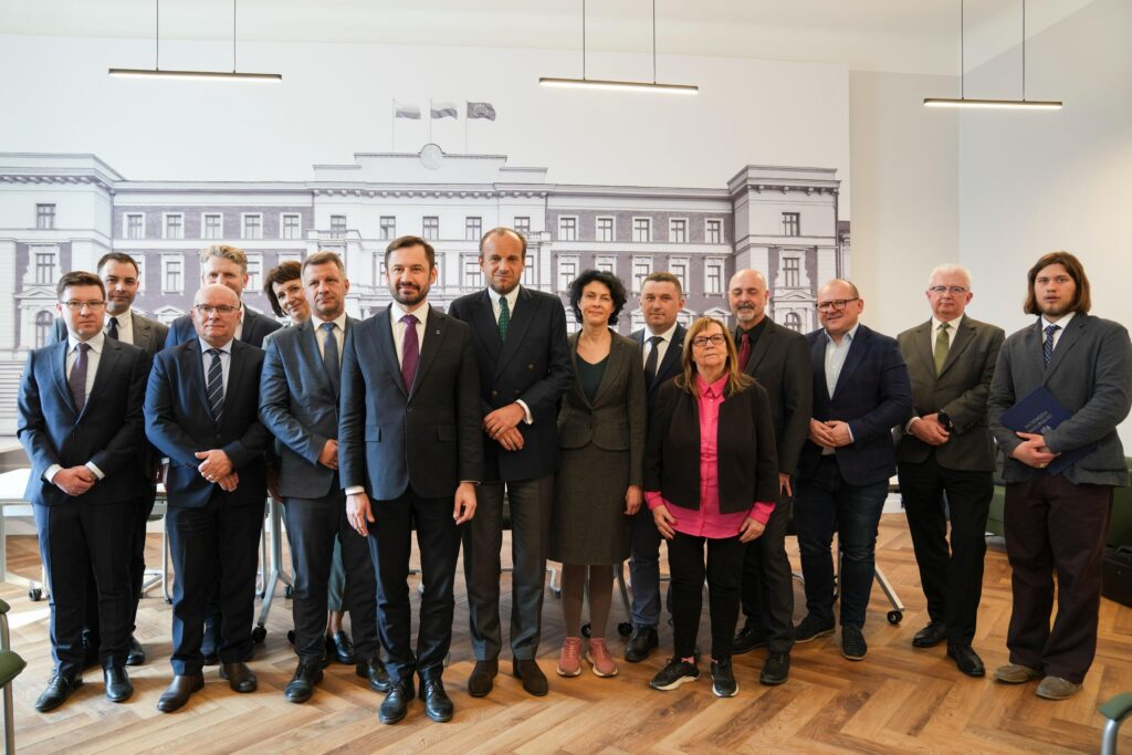 Porozumienie o współpracy w ramach inicjatywy „Mądre wioski, przedmieścia w mieście” (7)