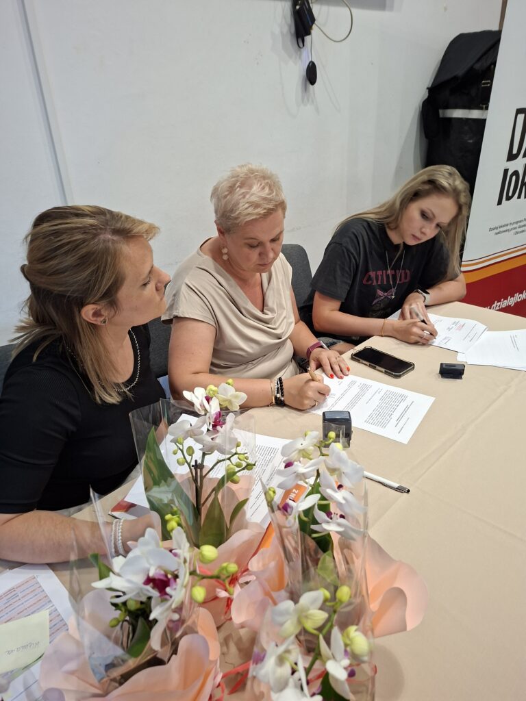 Gala podpisania umów Programu „Działaj Lokalnie” 2026 (24)